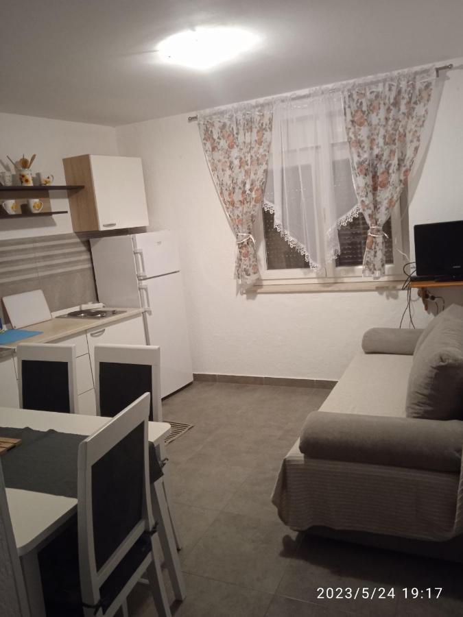 Apartment Fortica Senj  Buitenkant foto